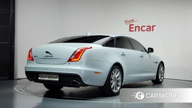 Jaguar All New XJ id 4626401 из Кореи 12