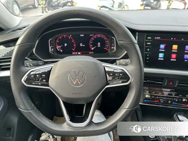 Volkswagen Passat 2022 Черный из Китая, фото 3