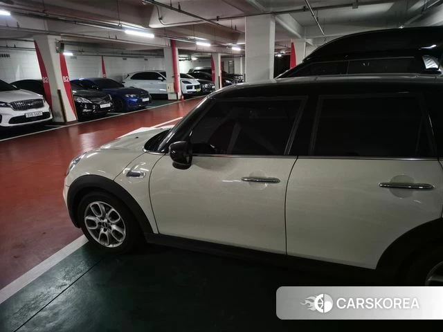 Mini Cooper 2020 Жемчужный цвет из Кореи, фото 2