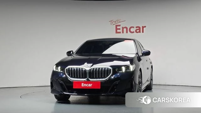 BMW 5 Series (G60) id 4783068 из Кореи 12