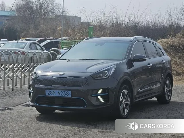 Kia Niro EV id 3747638 из Кореи 12