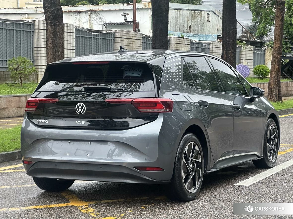 Volkswagen ID.3 2022 Темно-серый из Китая, фото 5