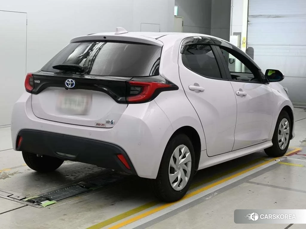 Toyota Yaris 2021 из Японии, фото 2