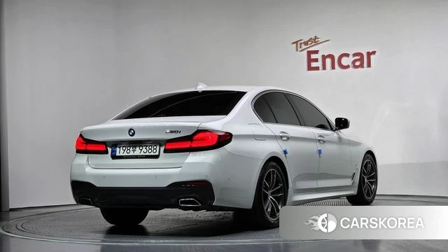 BMW 5 Series (G30) id 4293747 из Кореи 12