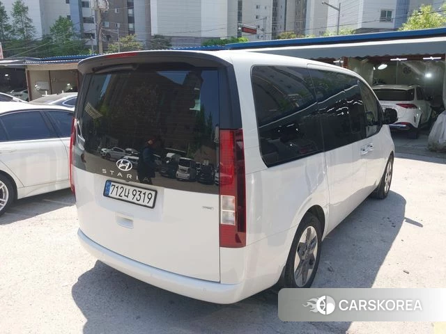 Hyundai Staria id 4249522 из Кореи 8
