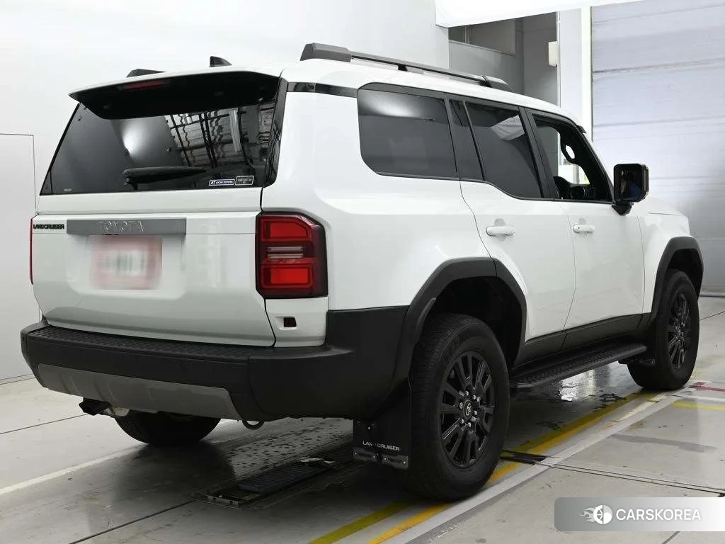 Toyota Land Cruiser Prado 2024 из Японии, фото 2