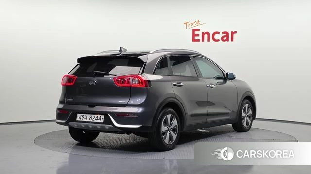 Kia Niro id 4502794 из Кореи 12