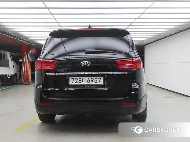 Kia The New Carnival id 3733680 из Кореи 11