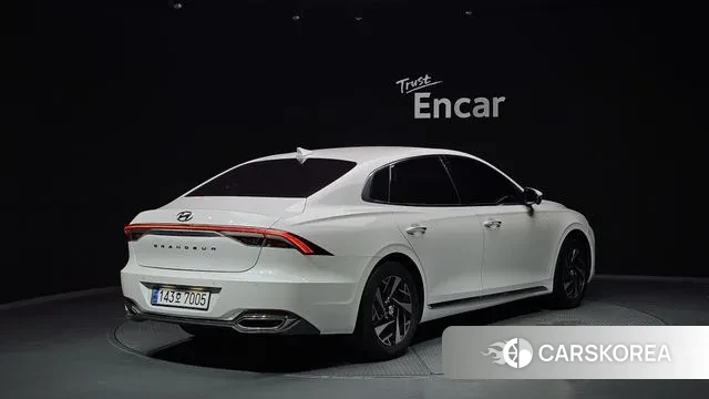 Hyundai The New Grandeur IG Hybrid id 2985025 из Кореи 12