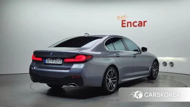 BMW 5 Series (G30) id 3212604 из Кореи 12