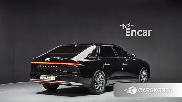 Hyundai Grandeur (GN7) id 3502890 из Кореи 12