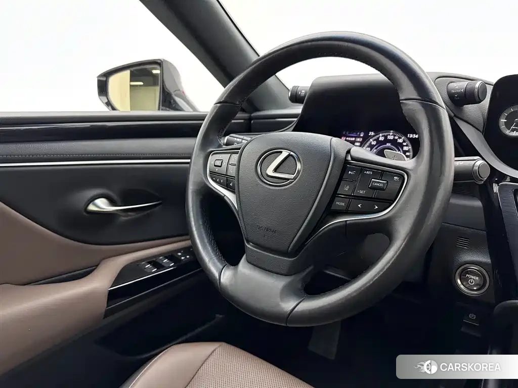 Lexus ES id 4539020 из Китая 12