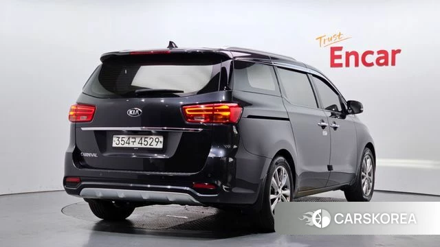 Kia The New Carnival id 4465576 из Кореи 12