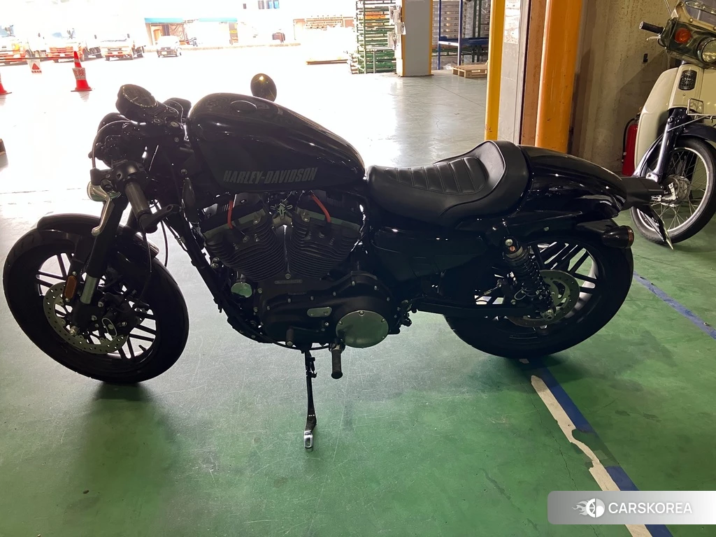 Проданный Harley-Davidson Sportster XL1200CX Roadster 2017 из Японии, фото 2