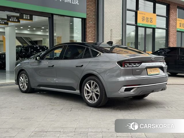 Ford Mondeo id 4374439 из Китая 12