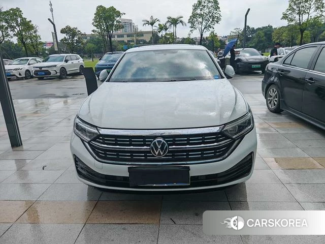 Volkswagen Sagitar 2025 Белый из Китая, фото 2
