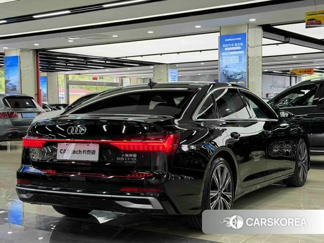 Audi A6L id 4333744 из Китая 8