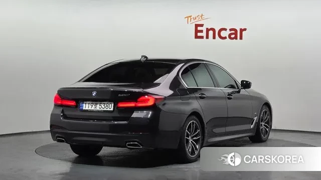 BMW 5 Series (G30) id 3654524 из Кореи 12