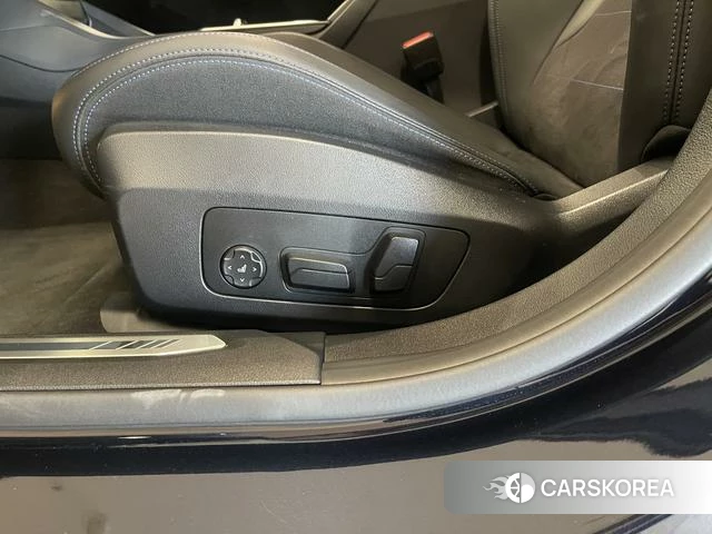 BMW 2 series id 4273168 из Китая 12