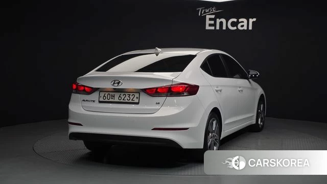 Hyundai Avante AD id 3886612 из Кореи 12