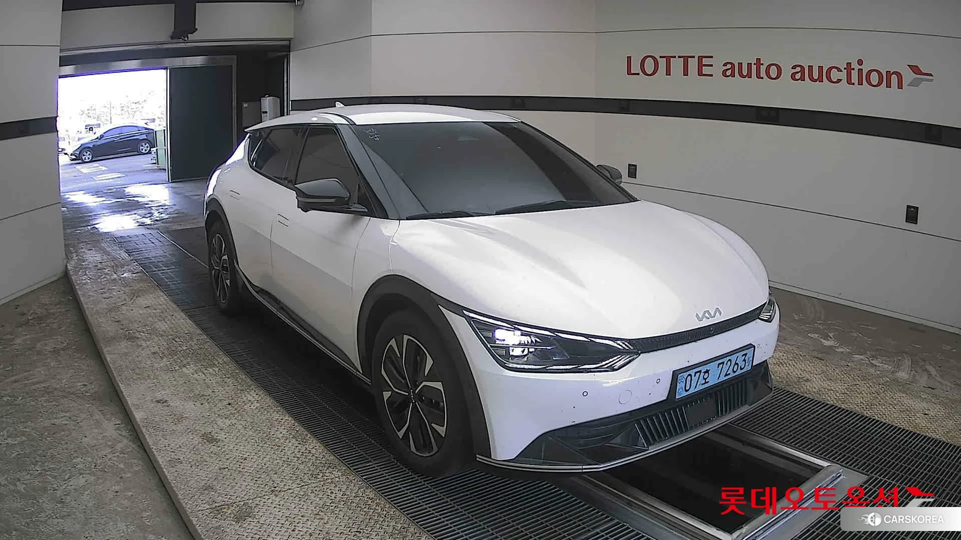 Kia EV6 id 3882151 из Кореи 12
