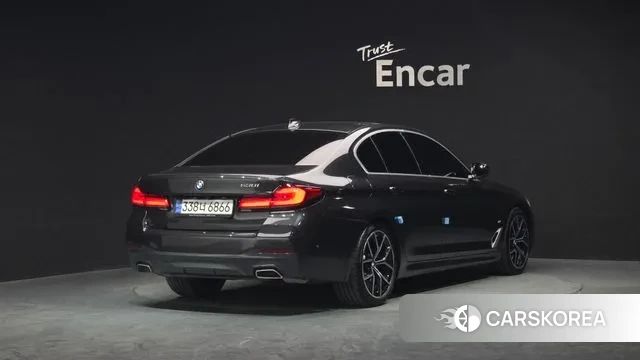 BMW 5 Series (G30) id 3395717 из Кореи 12