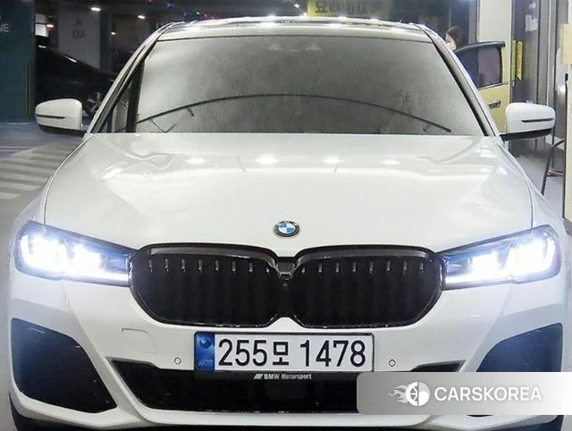 BMW 5 Series (G30) id 4458943 из Кореи 12