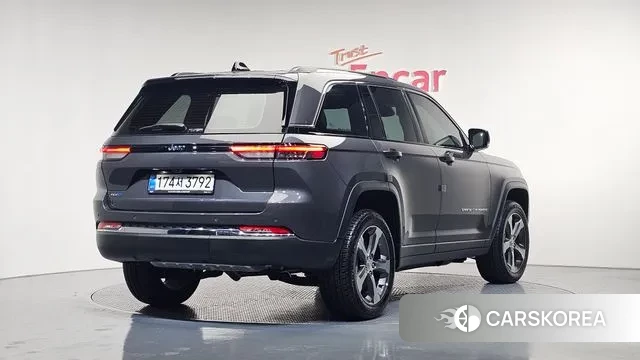 Jeep Grand Cherokee (WL) id 3400113 из Кореи 12