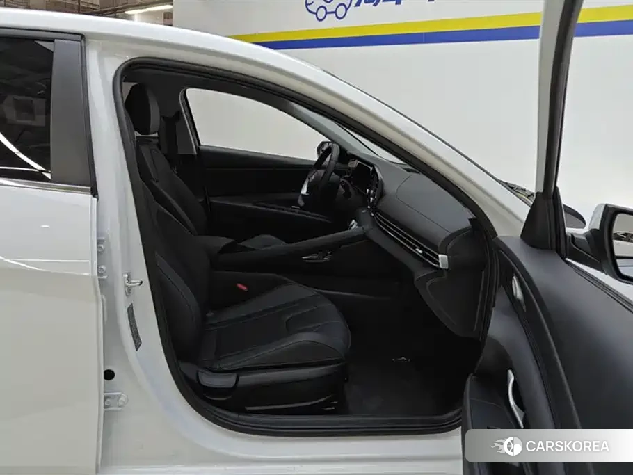 Hyundai Elantra id 4545656 из Китая 8