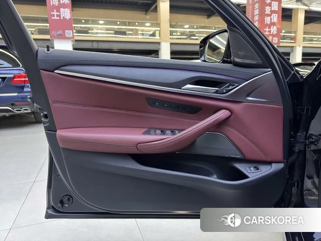 BMW 5 series id 4260469 из Китая 7