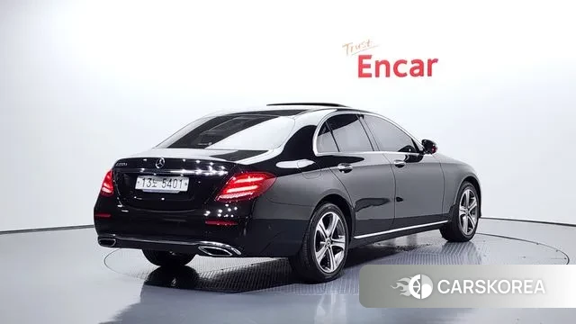 Mercedes-Benz E-Class W213 id 3469576 из Кореи 12