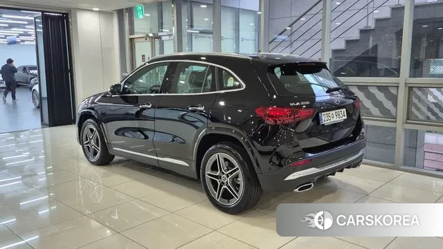 Mercedes-Benz GLA - Class H247 id 3404965 из Кореи 12