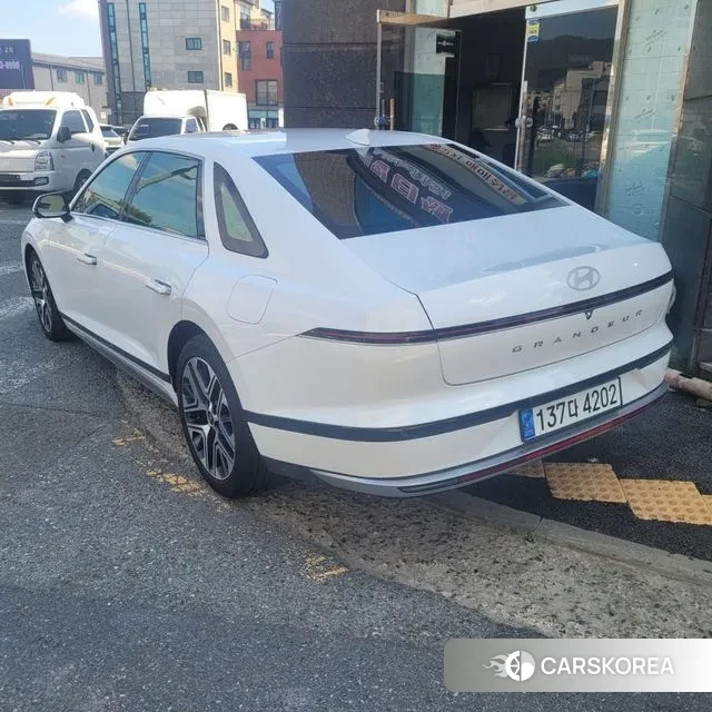 Hyundai Grandeur Hybrid (GN7) 2024 Белый из Кореи, фото 3