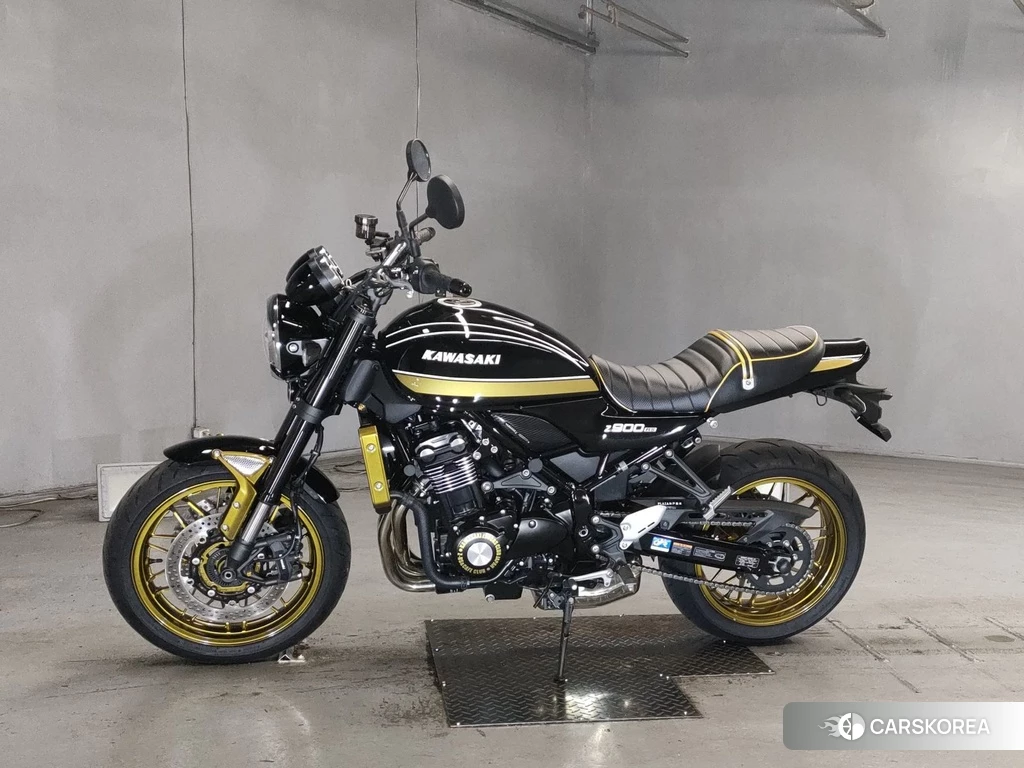 Проданный Kawasaki Z900RS 2022 из Японии, фото 2