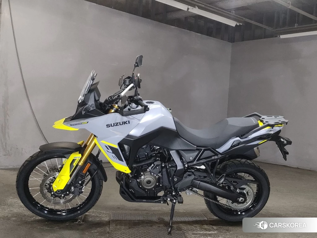 Проданный Suzuki V-STROM 800DE 2023 из Японии, фото 2
