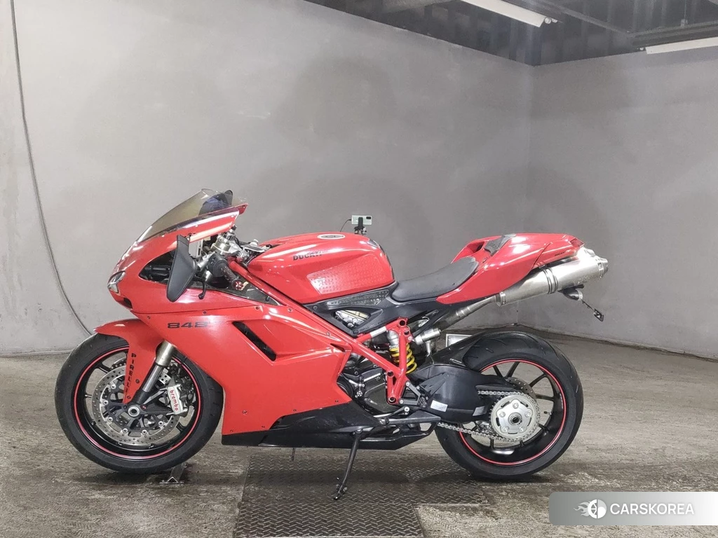 Проданный Ducati 848 EVO 2011 из Японии, фото 2