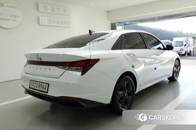 Hyundai Avante Hybrid (CN7) id 3572234 из Кореи 12