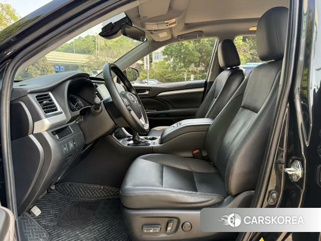 Toyota Highlander id 4278239 из Китая 8