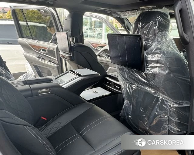 Lexus LX id 4239655 из Китая 12
