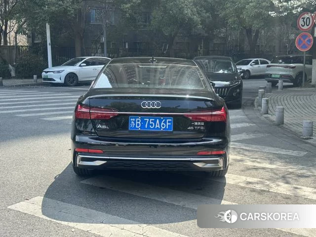 Audi A6L 2023 Черный из Китая, фото 4