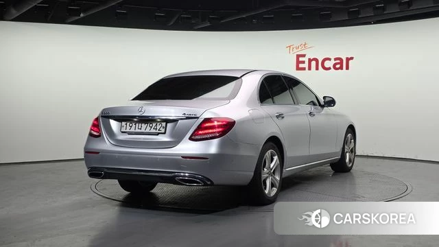 Mercedes-Benz E-Class W213 id 3917376 из Кореи 12