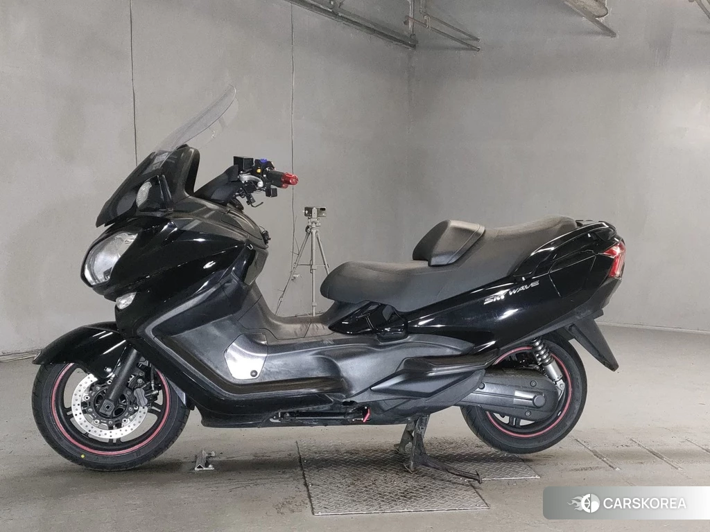 Проданный Suzuki SKYWAVE 650LX 2013 из Японии