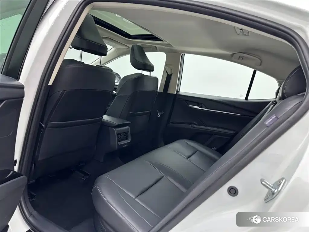 Toyota Camry id 4669219 из Китая 13