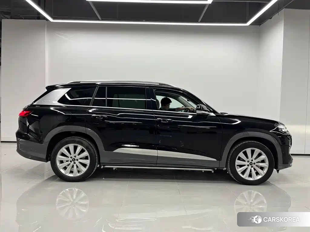 Audi Q6 id 4545616 из Китая 8
