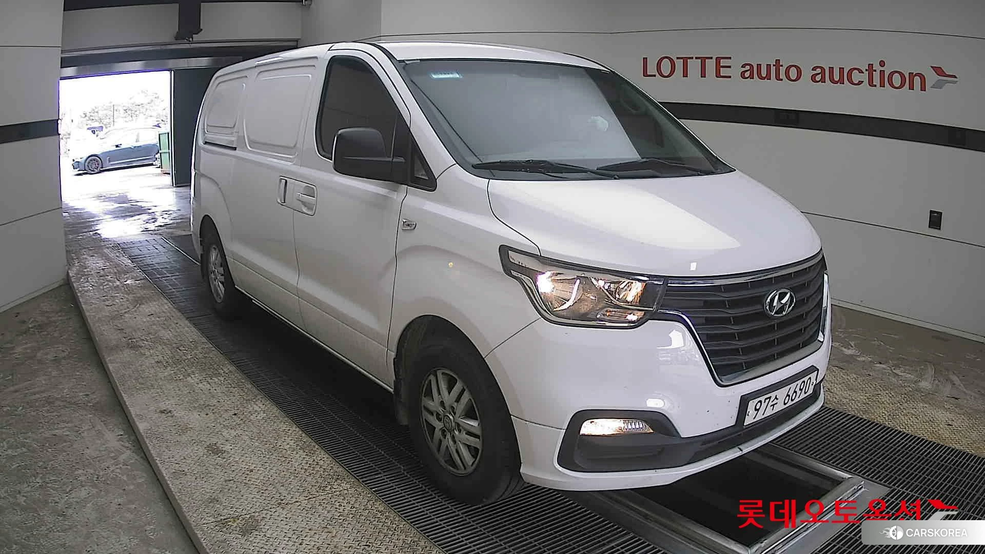 Hyundai Grand Starex id 3888346 из Кореи 12