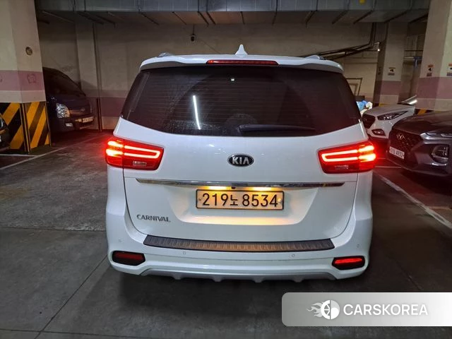 Kia The New Carnival id 4188228 из Кореи 12
