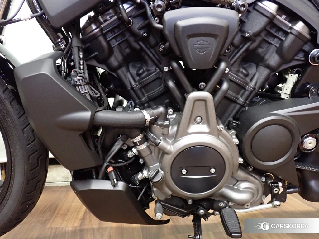 Проданный Harley-Davidson NIGHTSTER RH975 2022 из Японии