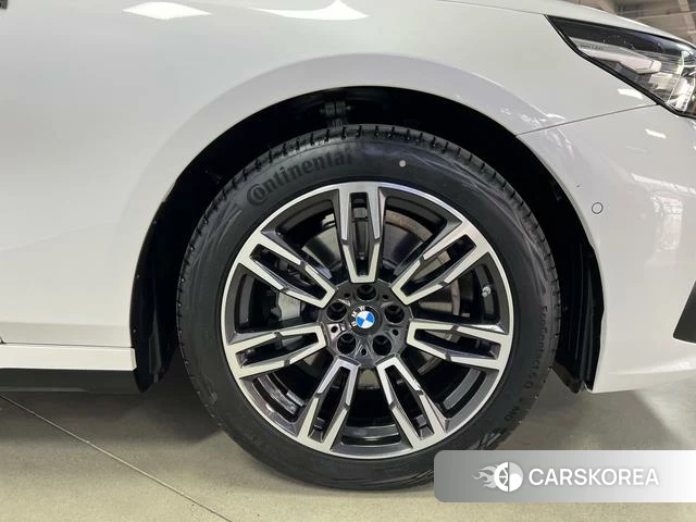BMW 5 series id 4257257 из Китая 7