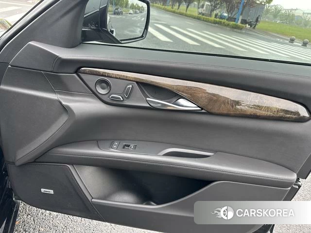 Cadillac CT6 id 4241253 из Китая 12