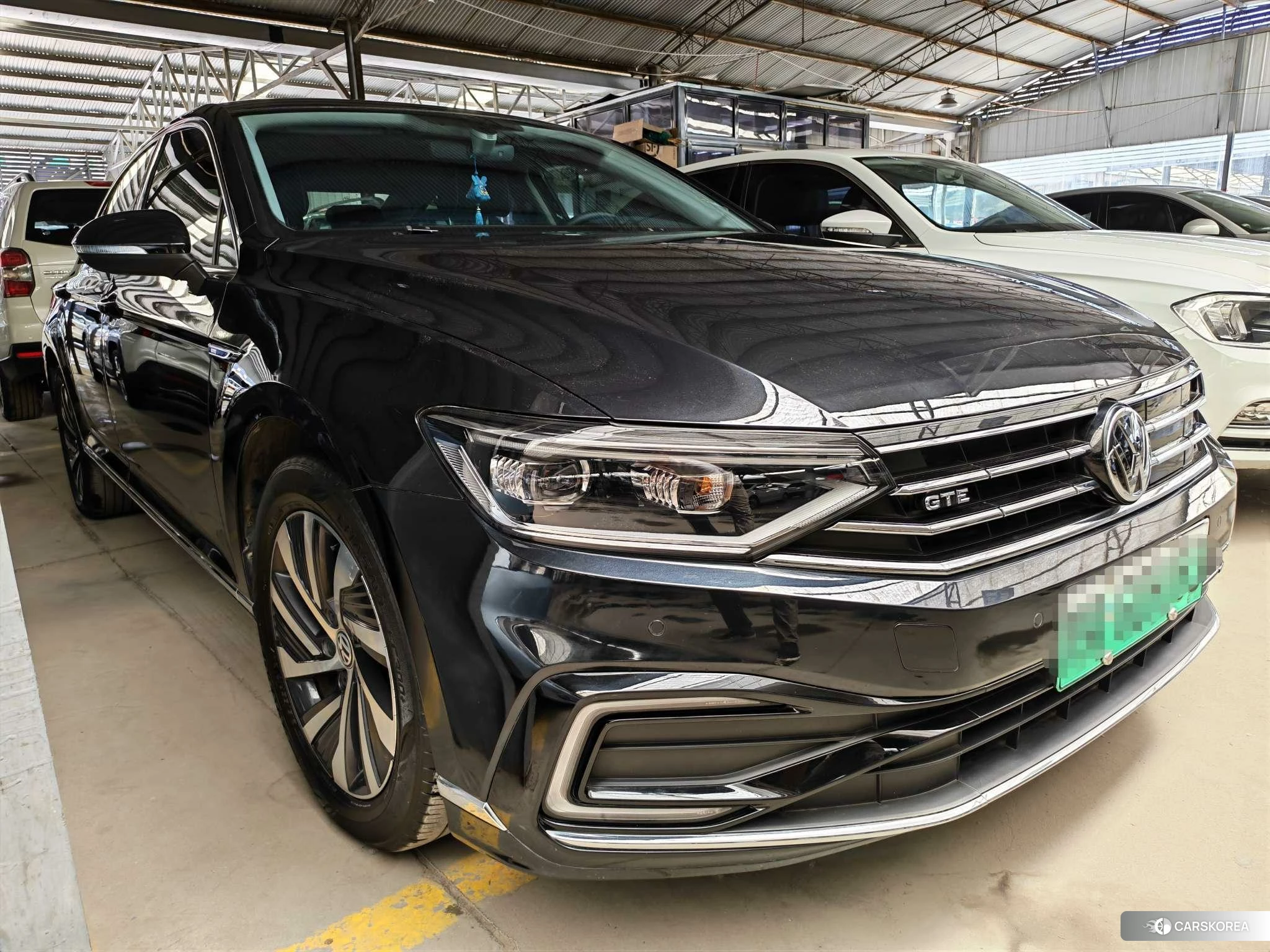 Volkswagen Magotan PHEV 2019 Черный из Китая, фото 2